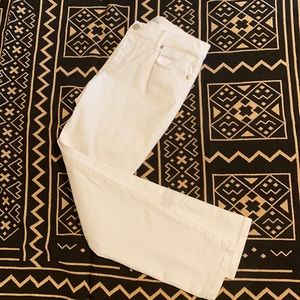 Loft straight leg white jeans size 27/4